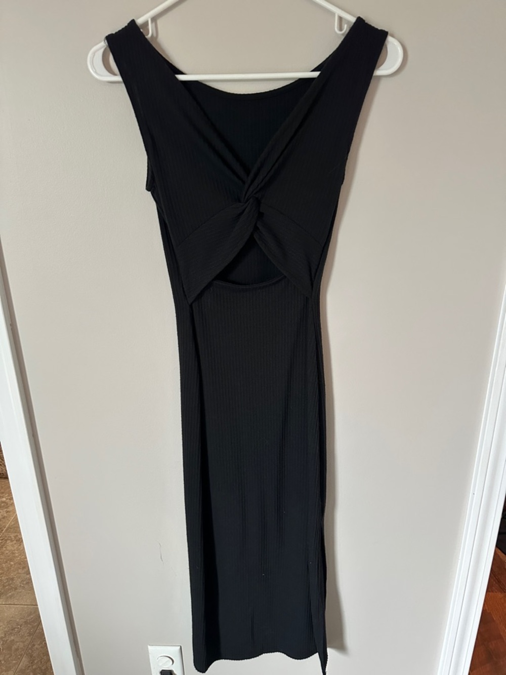 Black Twist-Front Ribbed Midi Dress - Women's